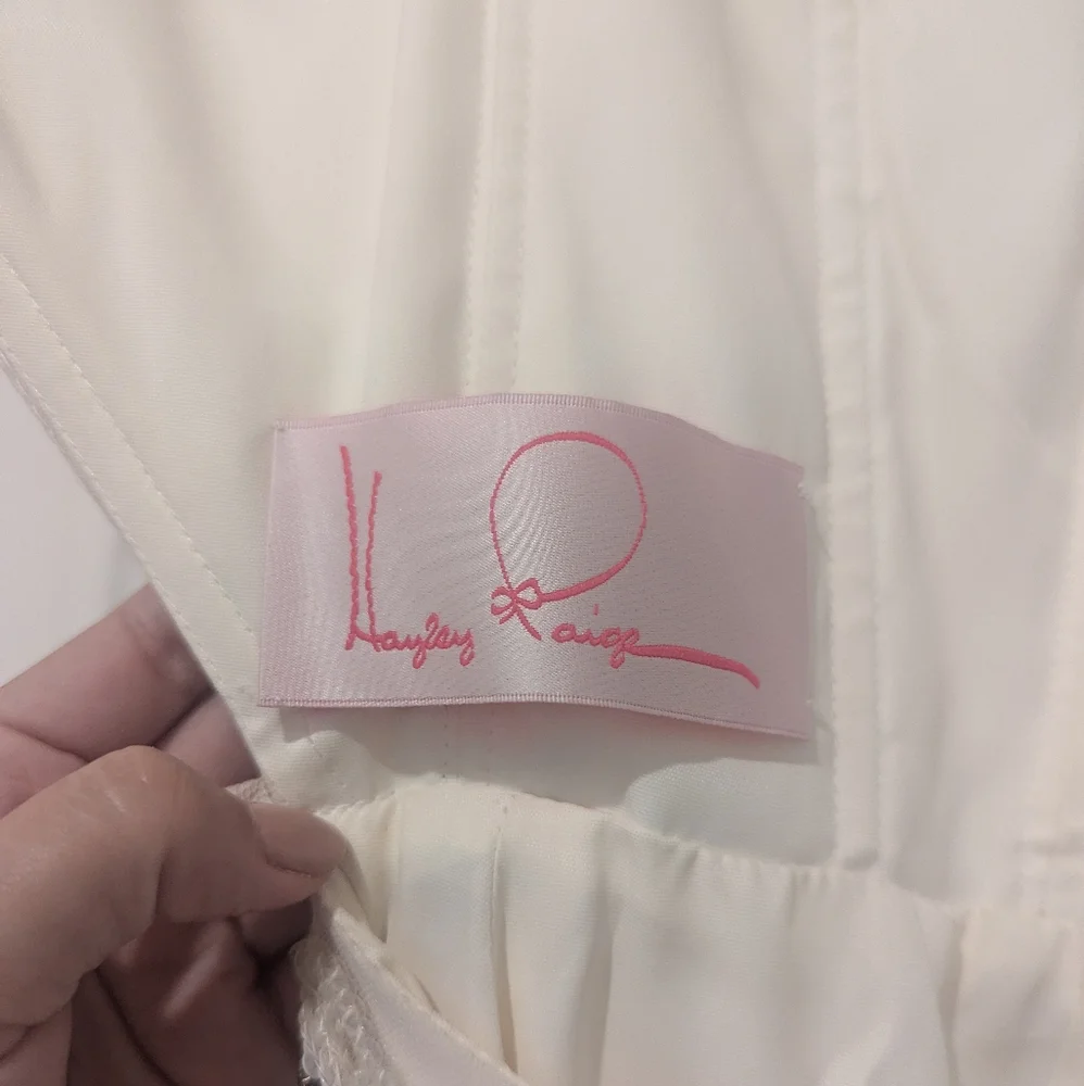 HAYLEY PAIGE Honor Bridal Gown - Picture 9 of 12